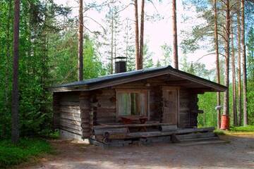 Коттедж с общей ванной комнатой (4 взрослых) в  Kangasjoki Camping